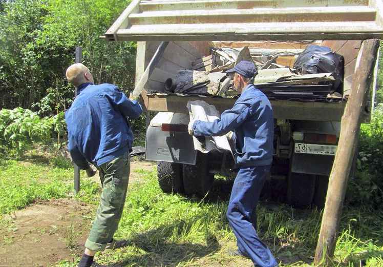 Вывезти строительный мусор с дачи по Солнечногорску